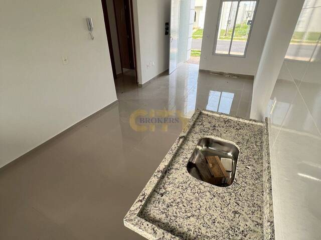 Casa em condomínio para Venda em Cuiabá - 4
