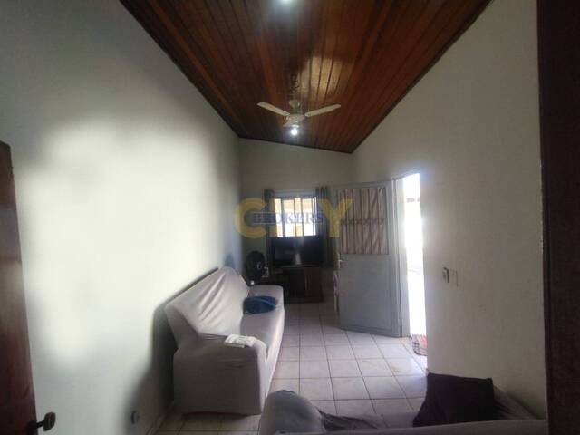 Casa para Venda em Cuiabá - 5