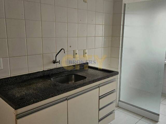 #811 - Apartamento para Venda em Cuiabá - MT