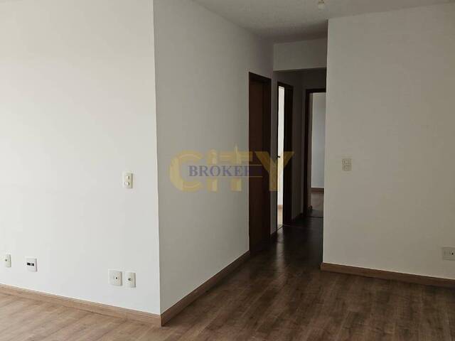 #811 - Apartamento para Venda em Cuiabá - MT