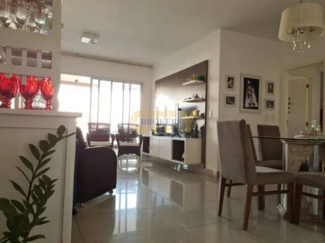 #824 - Apartamento para Venda em Cuiabá - MT