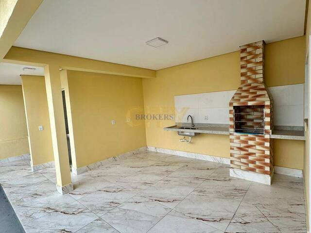 #829 - Casa em condomínio para Venda em Cuiabá - MT