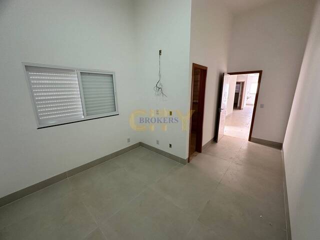 #864 - Casa em condomínio para Venda em Cuiabá - MT