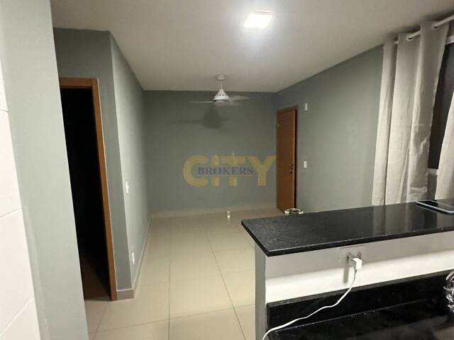 #866 - Apartamento para Venda em Cuiabá - MT