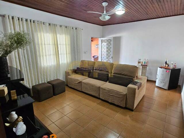 Casa para Venda em Cuiabá - 5