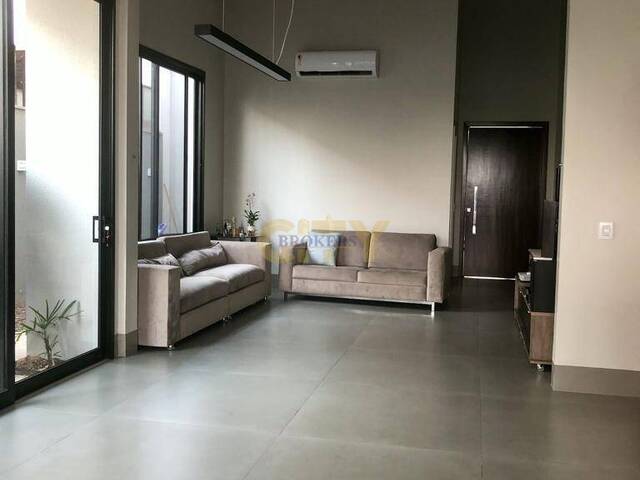 Casa em condomínio para Venda em Cuiabá - 5