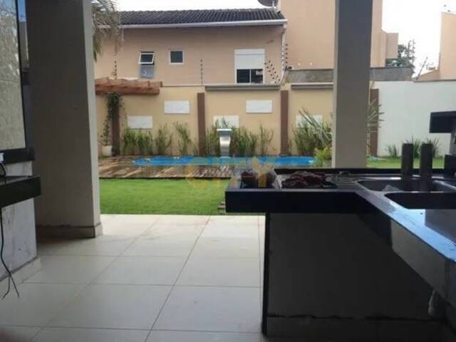 Casa para Venda em Cuiabá - 5
