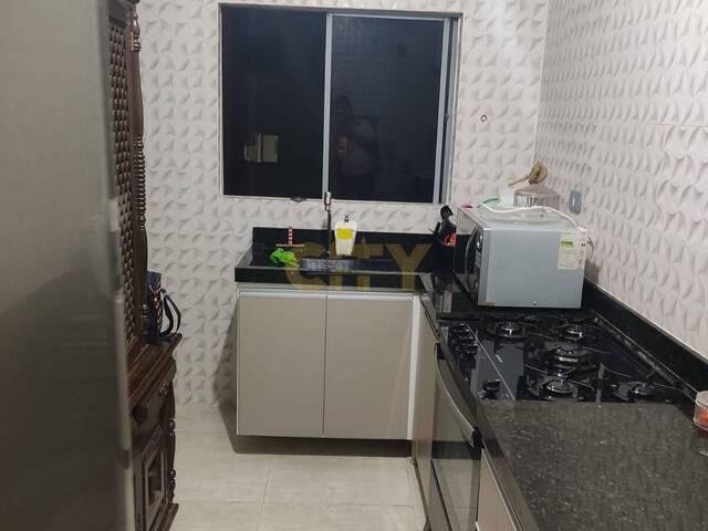#902 - Apartamento para Venda em Cuiabá - MT