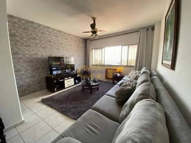 #903 - Apartamento para Venda em Cuiabá - MT