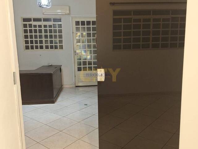 #904 - Casa em condomínio para Venda em Cuiabá - MT