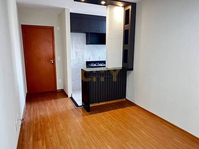 #941 - Apartamento para Venda em Cuiabá - MT