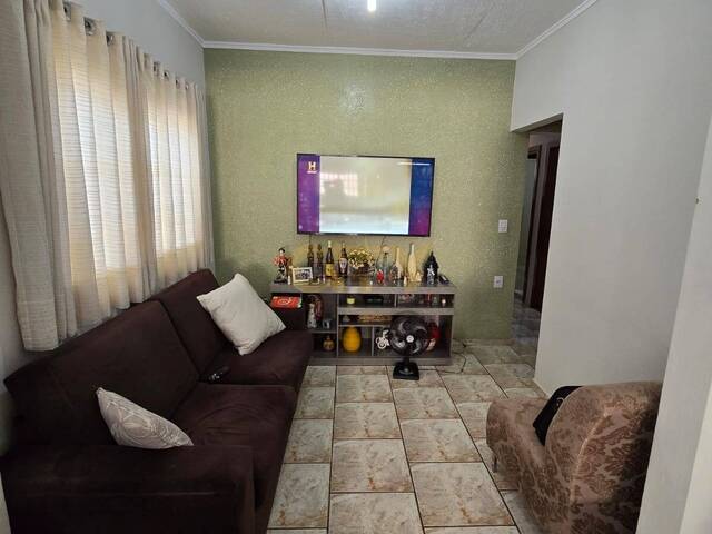 #948 - Casa para Venda em Cuiabá - MT - 1
