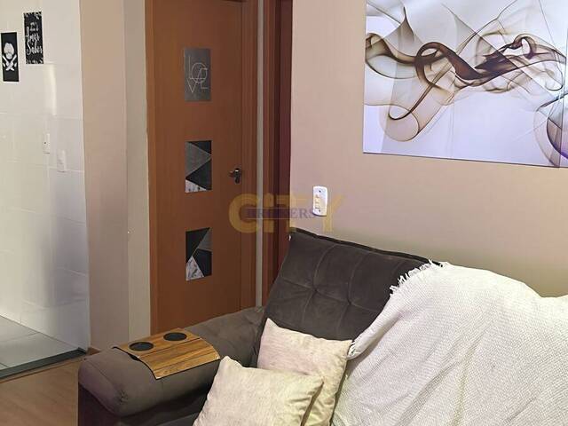 #953 - Apartamento para Venda em Cuiabá - MT