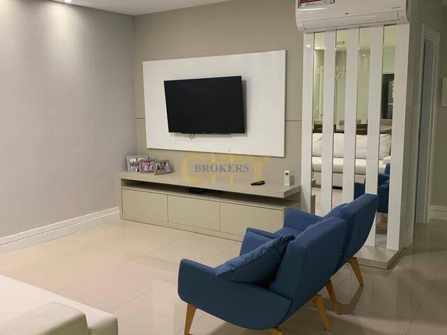 Apartamento para Venda em Itapema - 4
