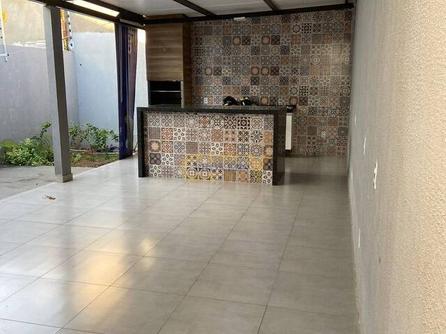 #1009 - Casa para Venda em Cuiabá - MT - 1