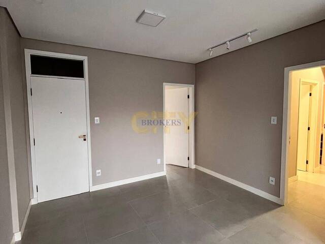 Apartamento para Venda em Cuiabá - 4