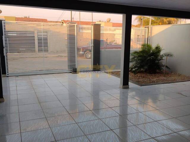 #1018 - Casa para Venda em Cuiabá - MT - 3