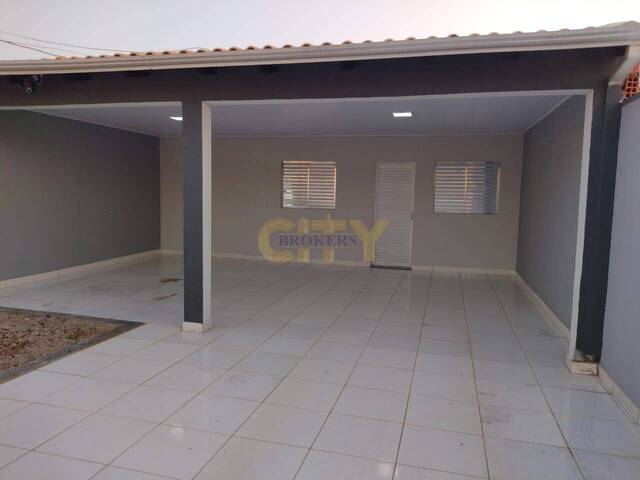 #1018 - Casa para Venda em Cuiabá - MT - 2