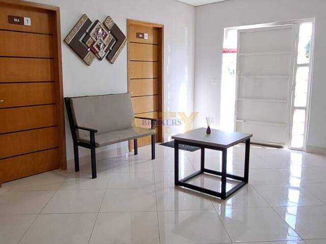 Prédio comercial para Venda em Cuiabá - 4