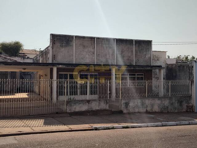 #1021 - Casa para Venda em Cuiabá - MT - 1