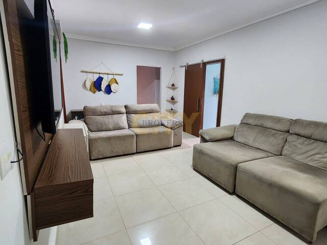 #1023 - Casa em condomínio para Venda em Cuiabá - MT