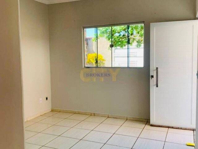 #1026 - Casa para Venda em Cuiabá - MT - 2
