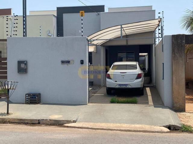 #1031 - Casa para Venda em Várzea Grande - MT - 1