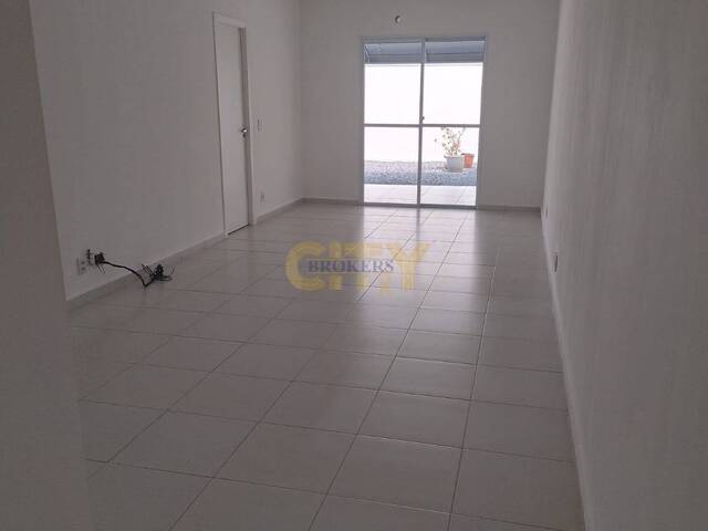 #1065 - Casa em condomínio para Venda em Cuiabá - MT