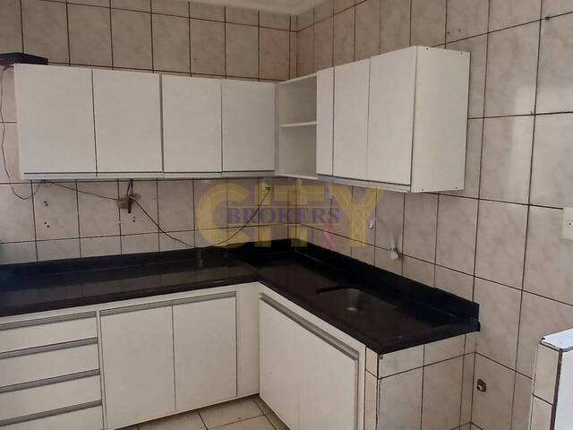 #1085 - Apartamento para Venda em Cuiabá - MT