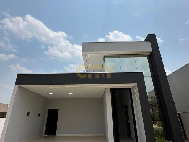 #1093 - Casa em condomínio para Venda em Cuiabá - MT