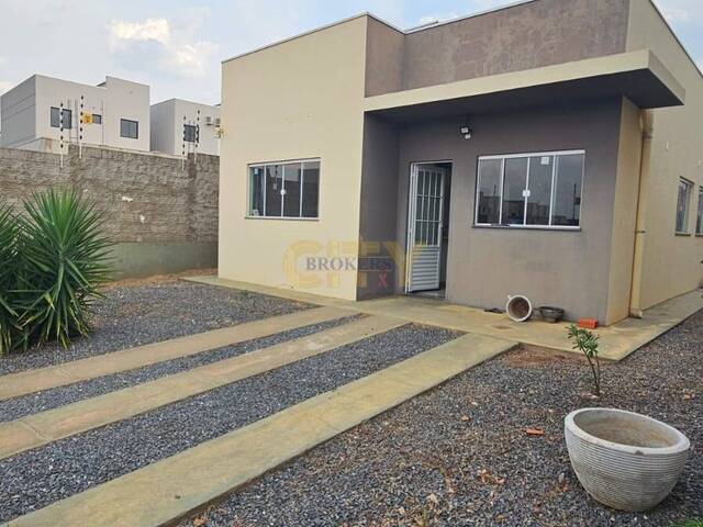#1095 - Casa para Venda em Cuiabá - MT