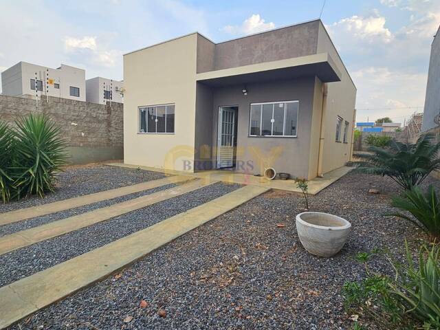 #1095 - Casa para Venda em Cuiabá - MT
