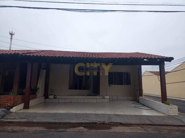 #1097 - Casa em condomínio para Venda em Cuiabá - MT