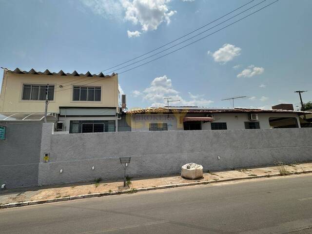 #1121 - Casa para Venda em Cuiabá - MT - 1