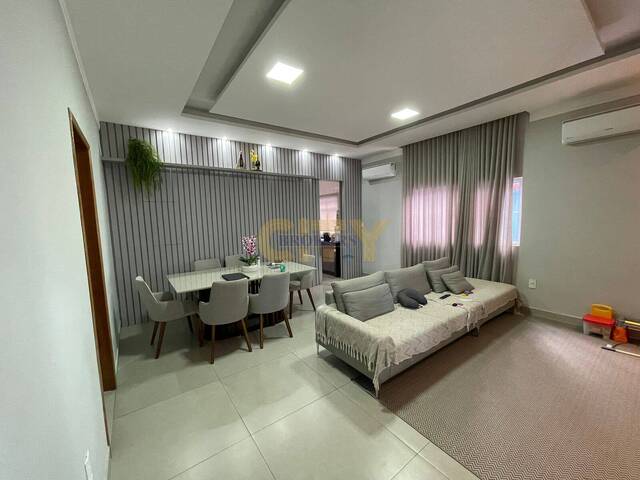 #1126 - Casa para Venda em Cuiabá - MT - 2