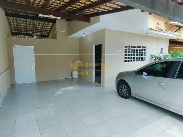 #1148 - Casa em condomínio para Venda em Cuiabá - MT - 2