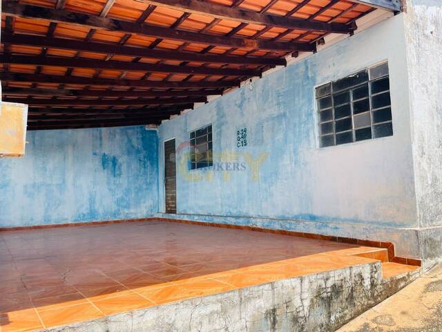 Casa para Venda em Cuiabá - 2