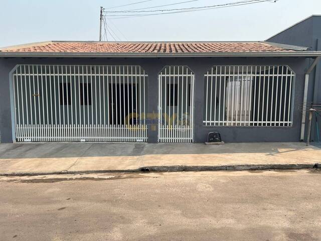 #1175 - Casa para Venda em Cuiabá - MT - 1