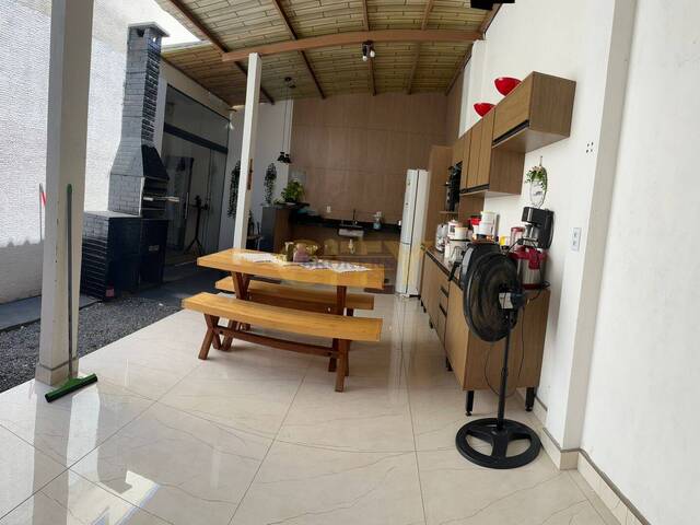 #1203 - Casa em condomínio para Venda em Cuiabá - MT