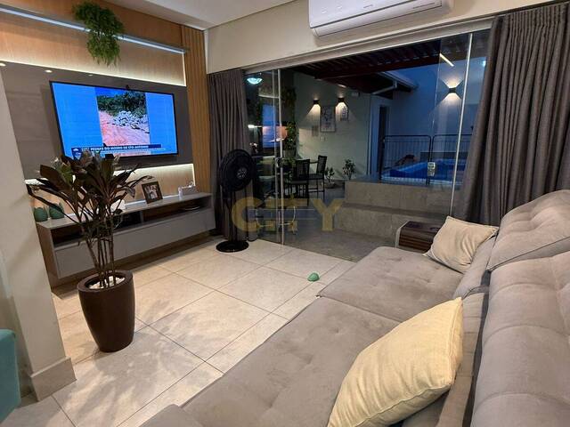 #43256 - Casa em condomínio para Venda em Cuiabá - MT