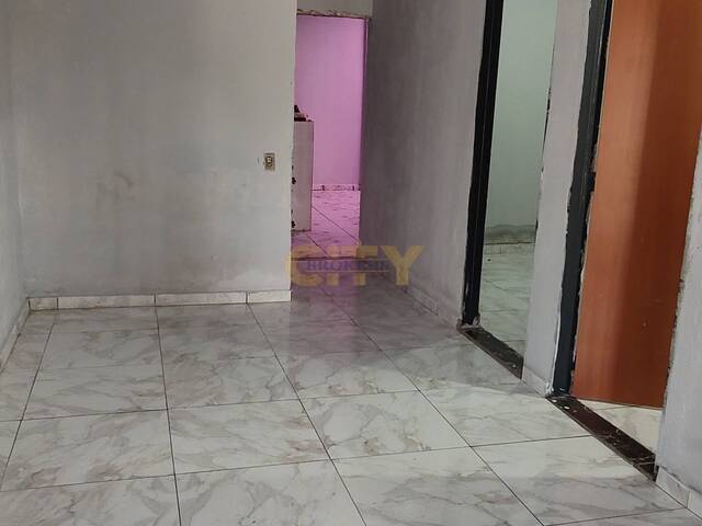 Casa para Venda em Cuiabá - 5