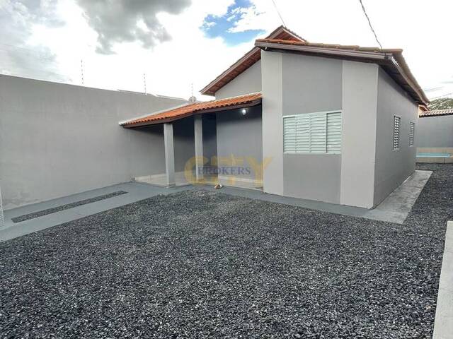 #1300 - Casa para Venda em Cuiabá - MT - 2