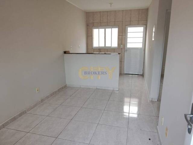 Venda em Condomínio Residencial Ilhéus - Cuiabá