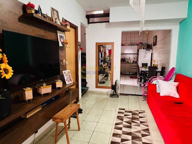 #1351 - Casa para Venda em Cuiabá - MT - 2