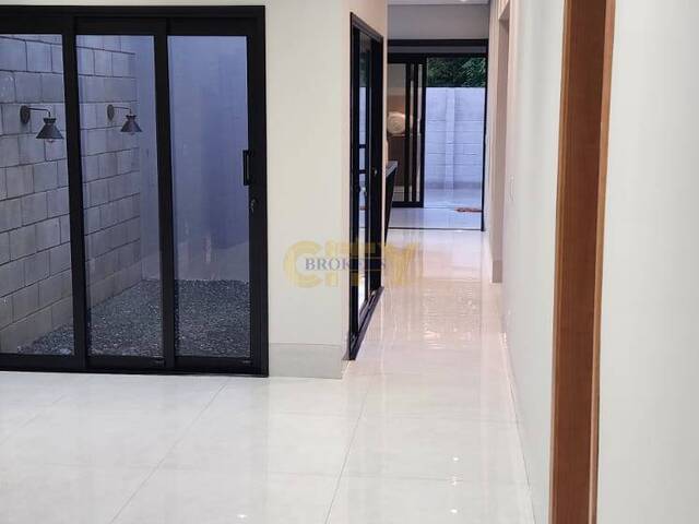 #1392 - Casa em condomínio para Venda em Cuiabá - MT - 2