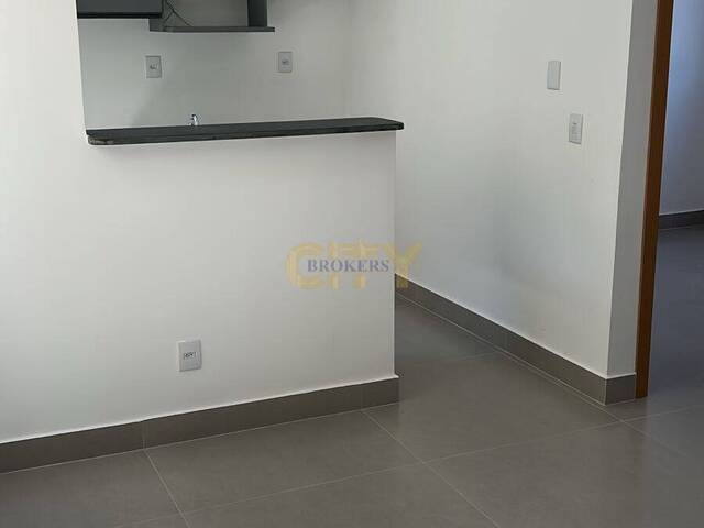 #1411 - Apartamento para Venda em Várzea Grande - MT - 2