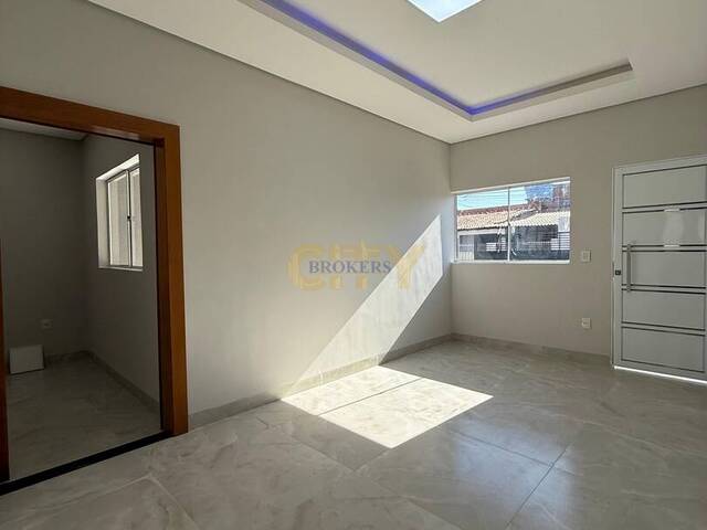 #1414 - Casa para Venda em Cuiabá - MT - 3