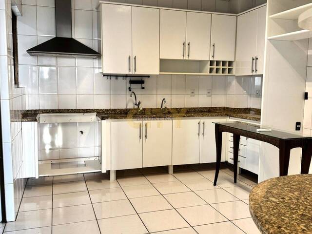 Apartamento para Venda em Cuiabá - 5