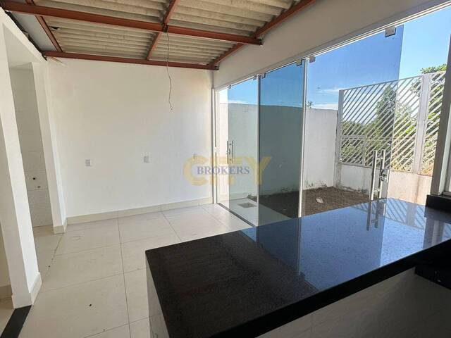 #1454 - Casa em condomínio para Venda em Várzea Grande - MT - 2