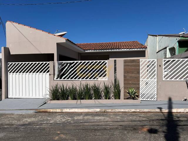 #1457 - Casa para Venda em Cuiabá - MT - 1